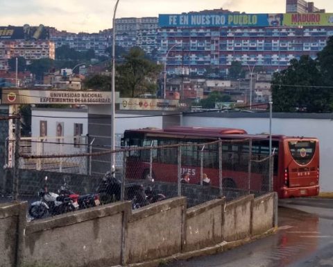 71 UNES students expelled for protests on 28Jul: It's an order from above