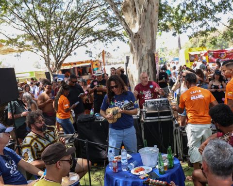 After ban, cultural events return to occupy Eixão in Brasília