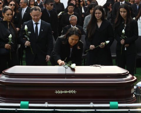 Alberto Fujimori's funeral tainted by the political use of his close associates