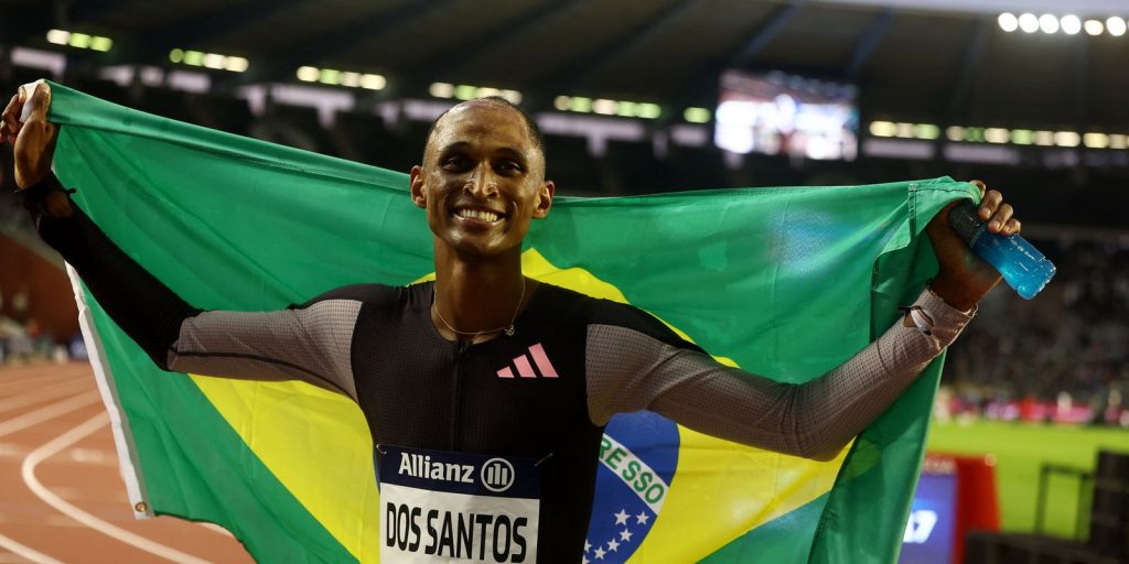 Alison dos Santos ends 2024 as two-time Diamond League champion