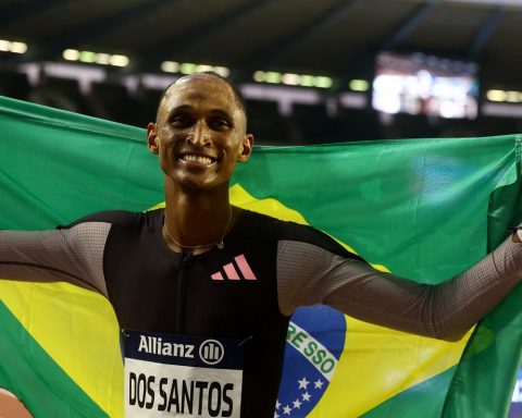 Alison dos Santos ends 2024 as two-time Diamond League champion