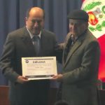 Ángel Páez receives recognition from the Universidad San Marcos for his investigative journalism work