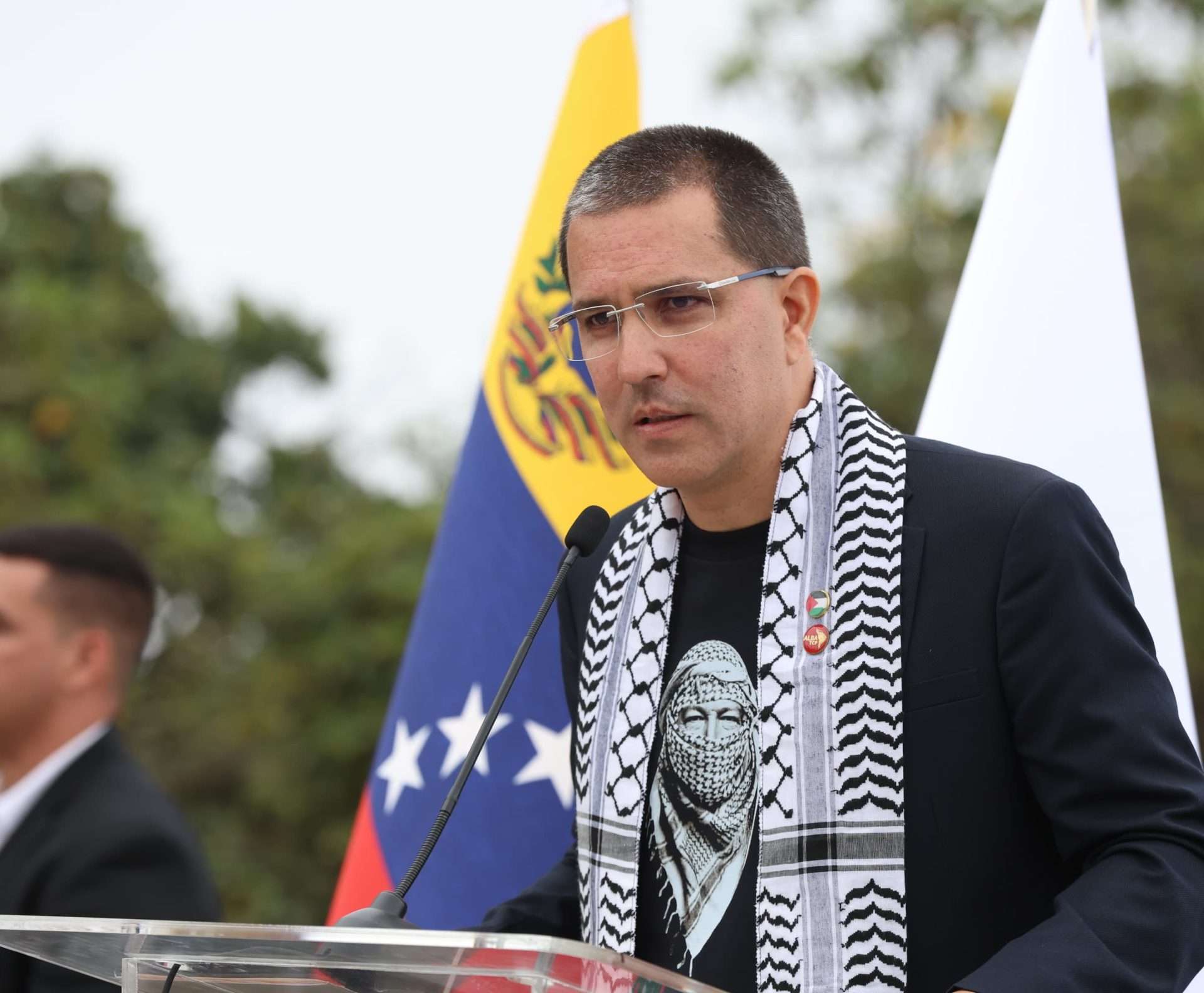 Arreaza calls Almagro's statements about Venezuela decadent