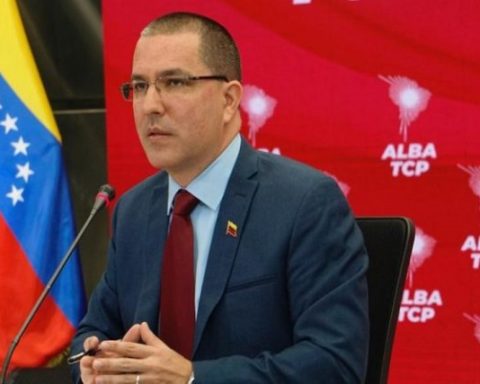 Arreaza to Borrel: It's a shame that he says goodbye with airs of an inquisition judge