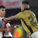 Arturo Vidal causes trouble in the match against River Plate