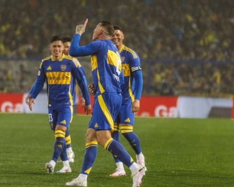 Boca faces Talleres for a place in the quarterfinals