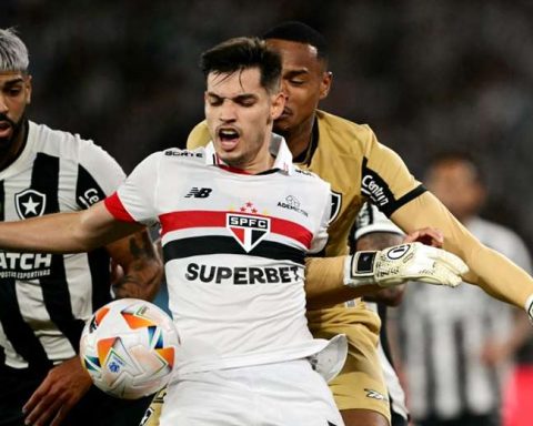 Botafogo and Sao Paulo drew 0-0 in the Copa Libertadores