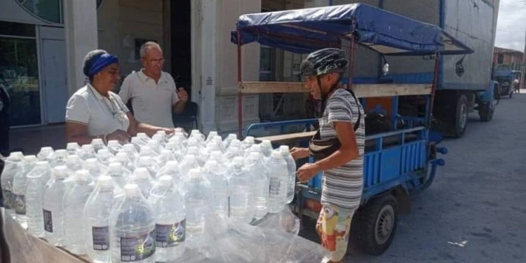 cubanet-cuba-agua-embotellada