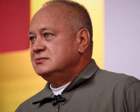 Cabello: "A tun tun operation is coming for those who donated money to Ya casi Venezuela"