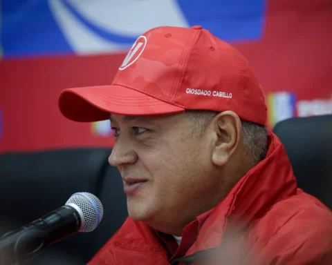 Cabello says that extremists will continue stealing money to continue their violence