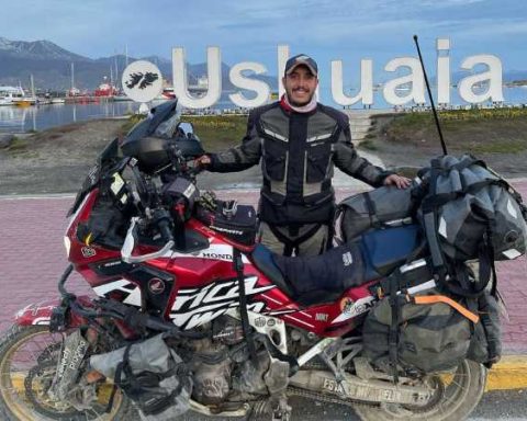 Colombian who traveled through Africa on a motorcycle gave details of his trip: bad and good experiences