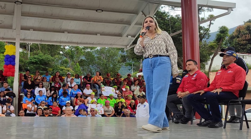 Juramentan Comités de Prevención Comunitaria y Madres Preventoras en Caracas