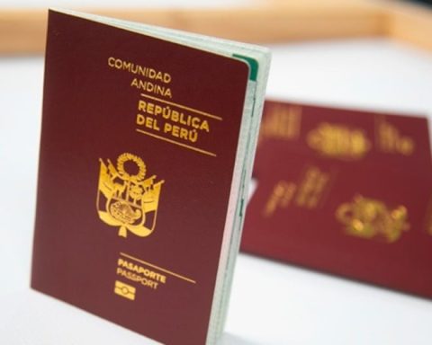 Congress: Proposal to extend passport validity to 10 years for Peruvians abroad