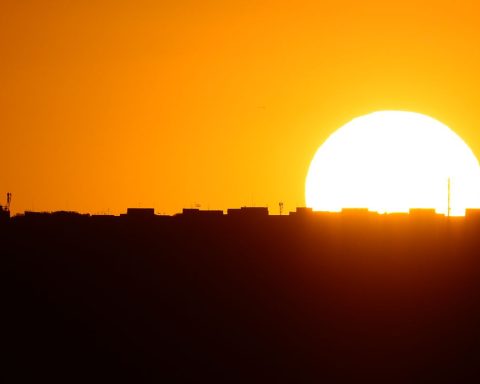 Daylight saving time has support from 54.9% of the population, says study