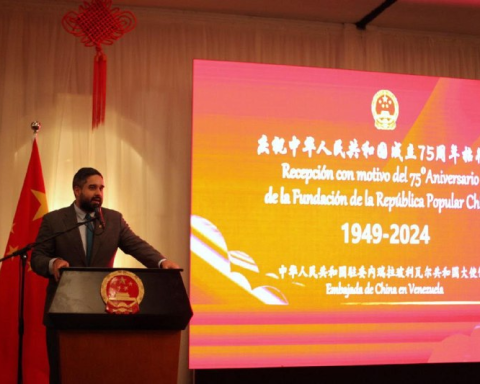 Deputy Maduro Guerra: China shows that a new economic model is possible