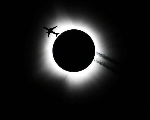 Eclipse of the Sun can be seen in the Southern Region of Brazil