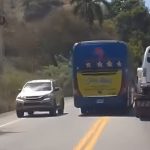 Tras video viral, INTRANT multa a Caribe Tours por manejo temerario de autobús