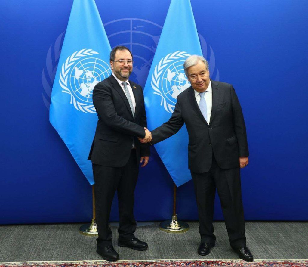 Foreign Minister Yván Gil detailed attacks on Venezuela to the UN Secretary