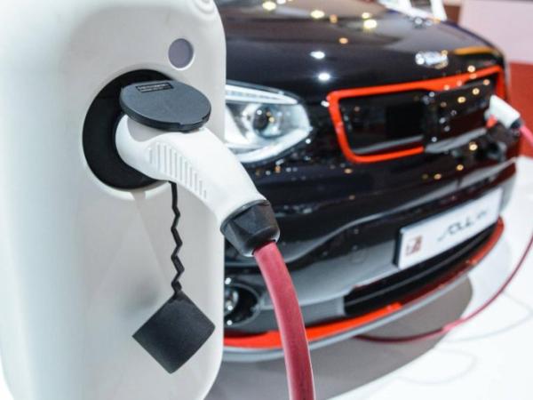 Government would consider a differential VAT for hybrids