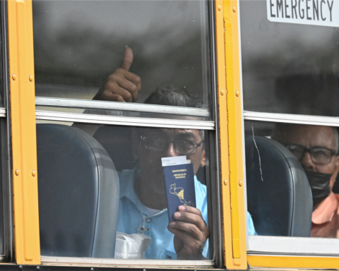 In Photos | This is how freed Nicaraguan political prisoners arrived in Guatemala