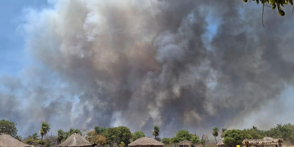 Indigenous people from Mato Grosso fight for survival after a month of fires