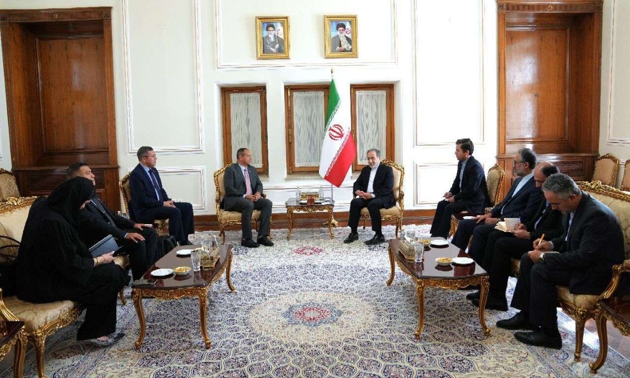 Iran expresses interest in expanding relations with Venezuela