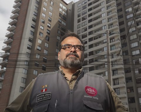 Juan Manuel Arribas, director ejecutivo de la asociación Hombro a Hombro. (Foto: Martin Pauca).