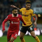 Liverpool wins 2-1 at Wolverhampton and leads the Premier League