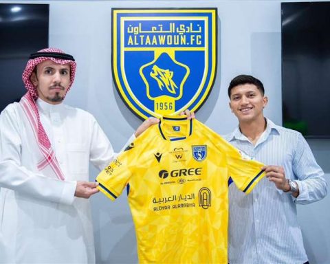 Lucas Chávez was officially presented at Al Taawoun FC in Saudi Arabia.