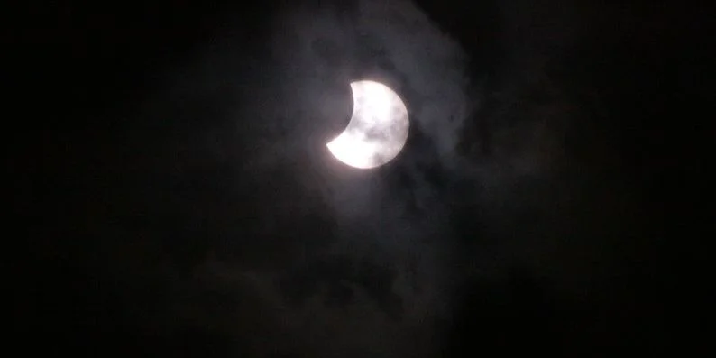 Un eclipse parcial de Luna