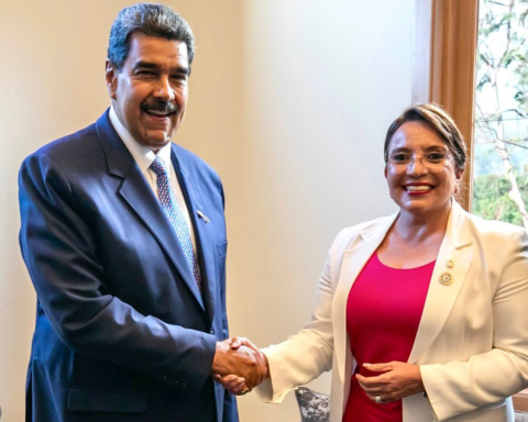 Maduro confirms absolute support for his counterpart Xiomara Castro