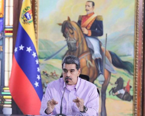 Maduro established four points to promote government action