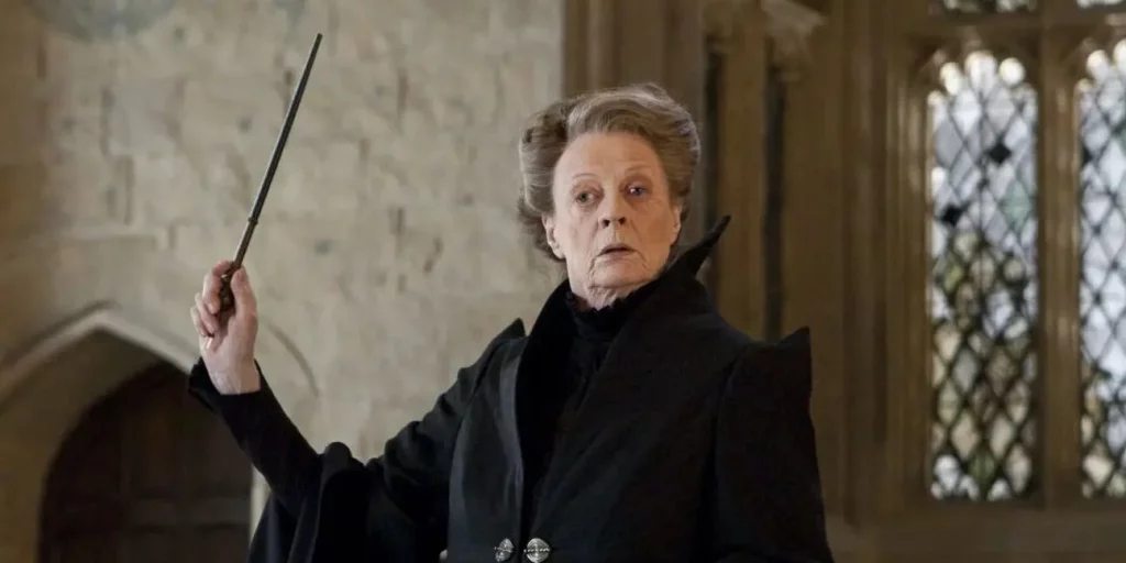 Maggie Smith en el papel de la profesora Minerva McGonagall, de la saga 'Harry Potter'