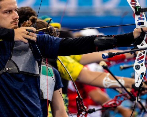 Marcus D'Almeida wins Brazilian archery championship