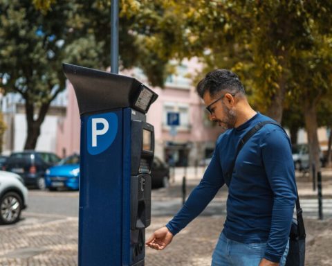 More than 1,500 parking meters operate in Mexico City