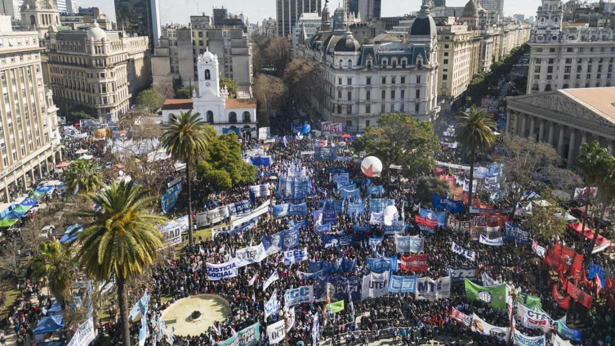 More than 200 Argentine social organizations reject lawfare against Venezuela