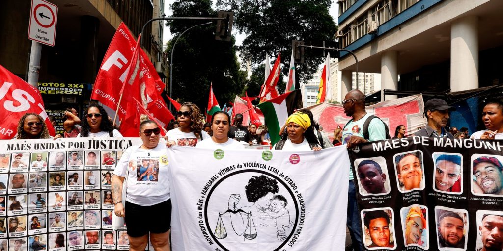 Mothers of victims of state violence lead the Cry of the Excluded in Rio