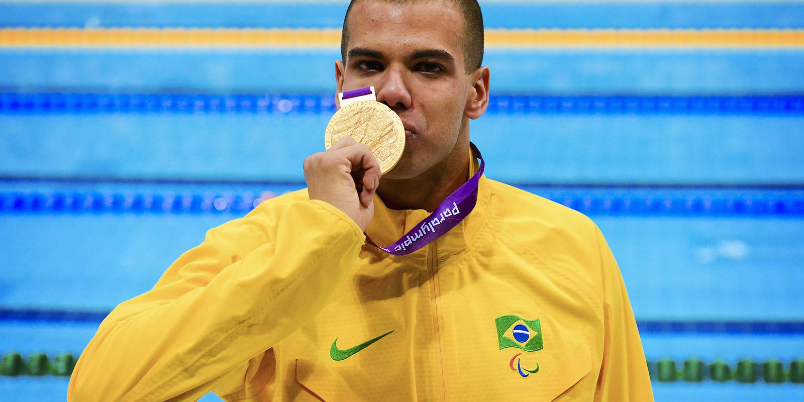 Multi-time Paralympic champion André Brasil launches biography