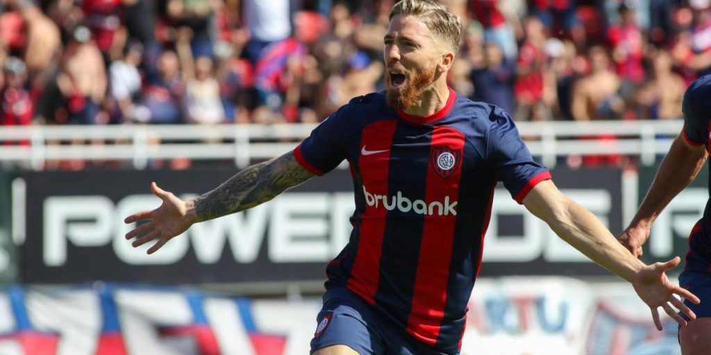 Muniain drives San Lorenzo fans crazy with his double