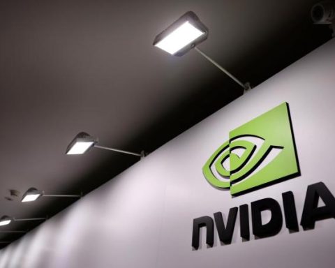 Nasdaq index falls 3.26% due to sharp decline in Nvidia