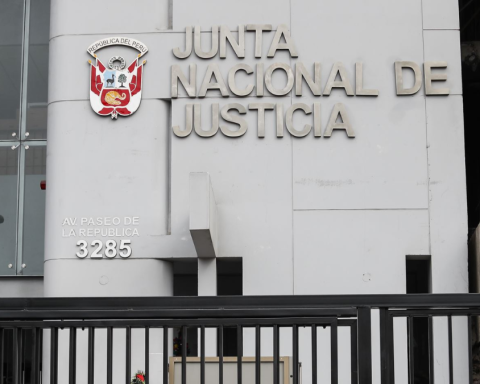 National Justice Board appoints 120 judges and prosecutors