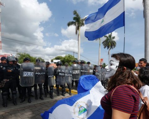 Nicaraguan police will be able to intercept telephone calls and raid residences without a court order