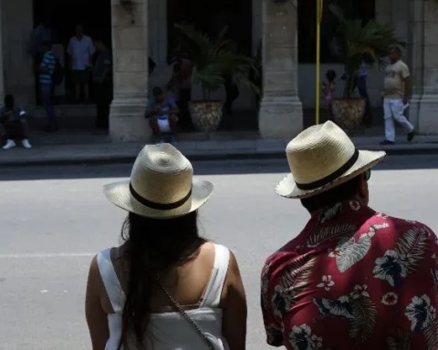 ONEI: In 2024, 16% fewer tourists will arrive in Cuba than projected