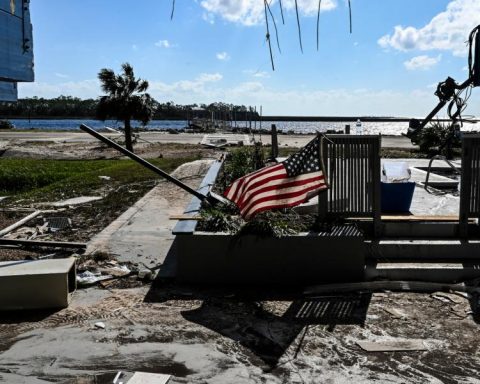 One has to "remake the city": Helene is the third hurricane to hit Florida in 13 months