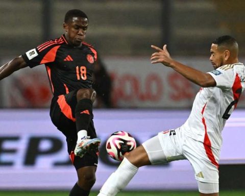 Peru tied (1-1) at home with Colombia and remains winless in the Qualifiers