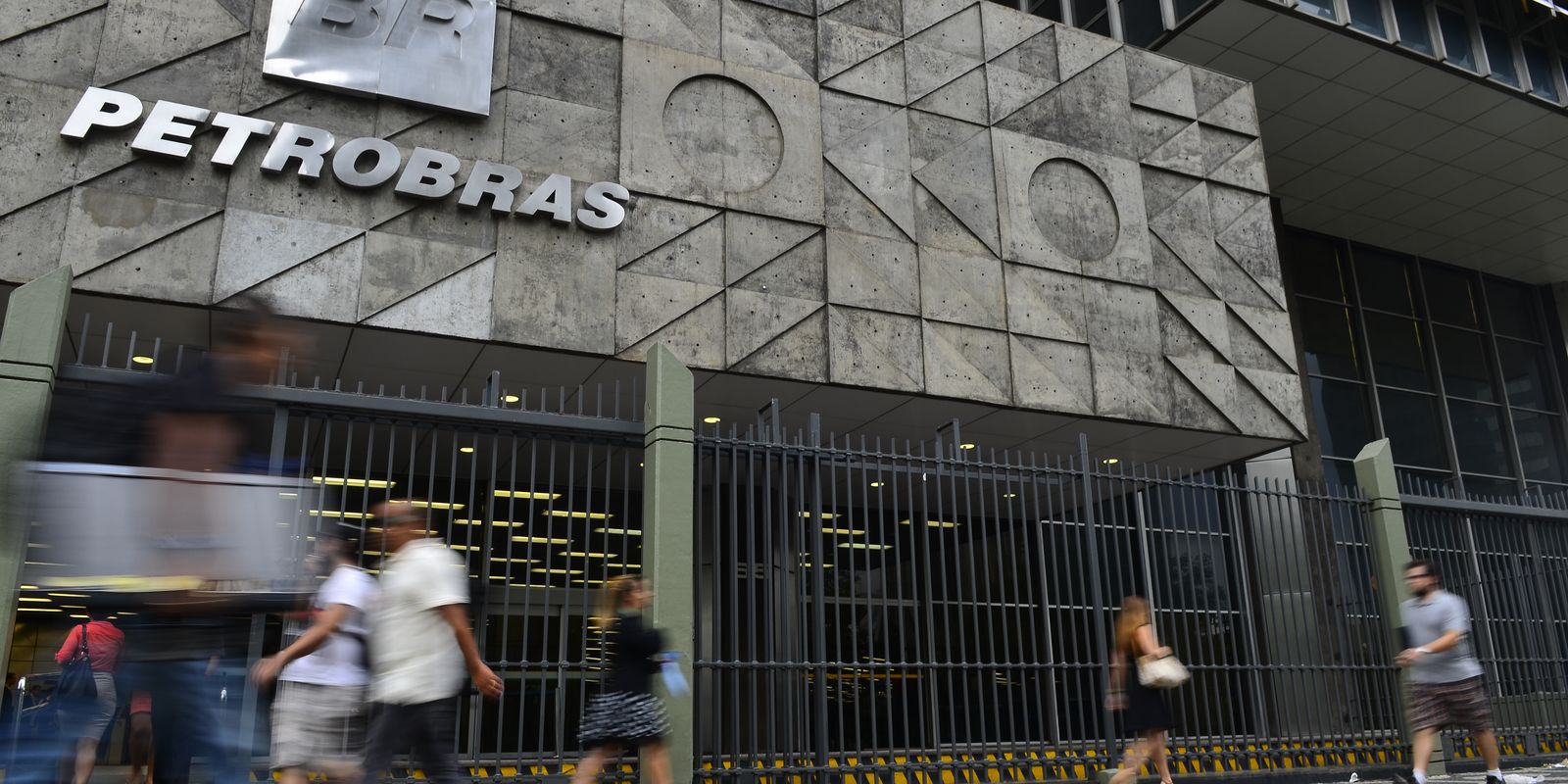 Petrobras reaches 1 million individual shareholders on the stock exchange