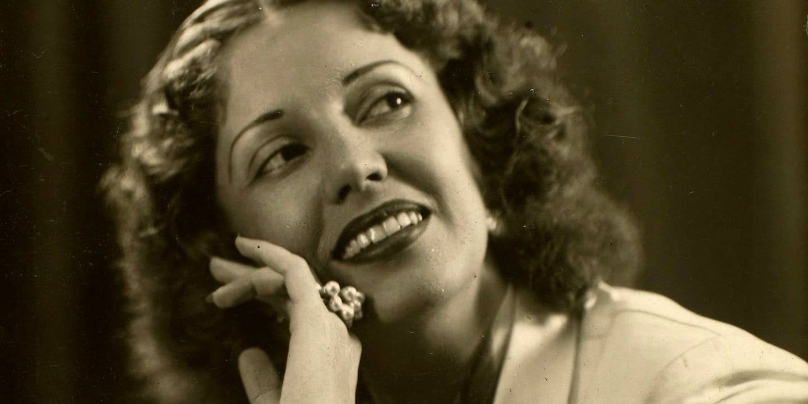 Pioneer of cinema and radio soap operas, Gilda Abreu was born 120 years ago