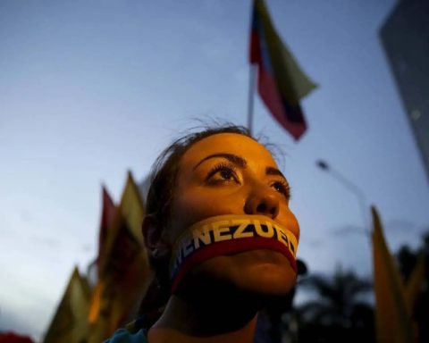 Public Space reported more than 100 violations of freedom of expression in August