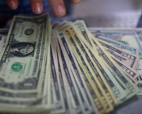 Remittances stumble in July and fall 10%