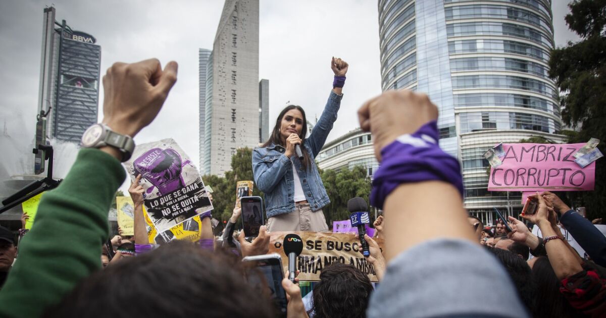 Rojo de la Vega leads protests against the annulment of the election in Cuauhtémoc